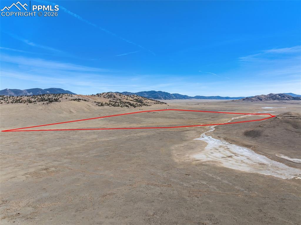 Image 25 of 33: Property Lines are Approximate and not a survey