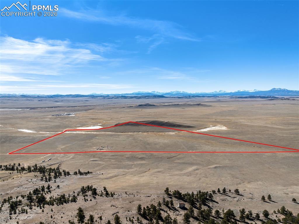 Image 27 of 33: Property Lines are Approximate and not a survey