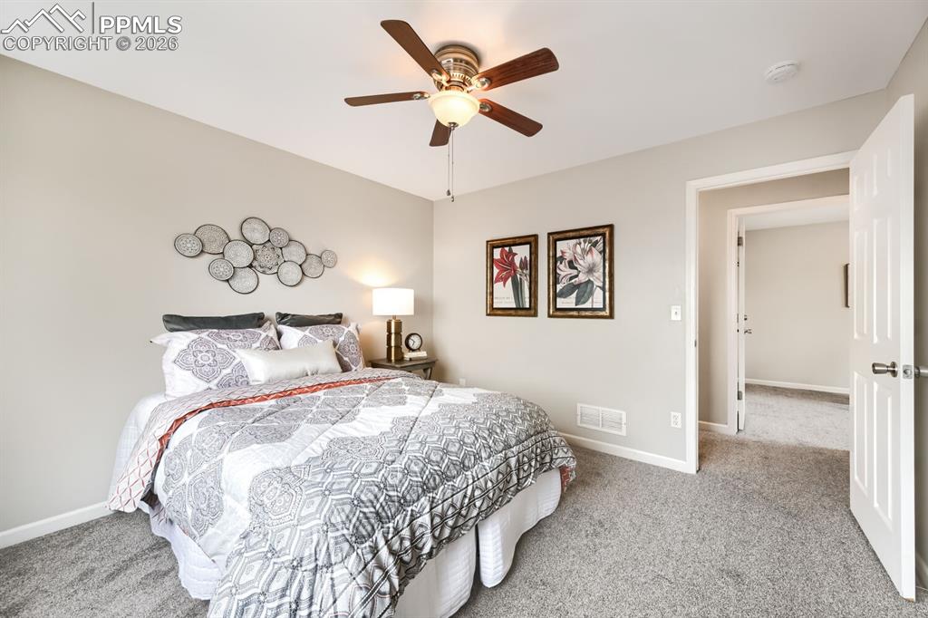 Image 13 of 26: Bedroom