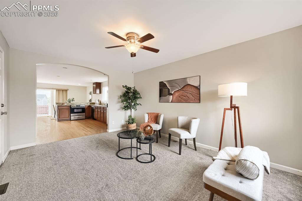 Image 4 of 26: Sitting Room