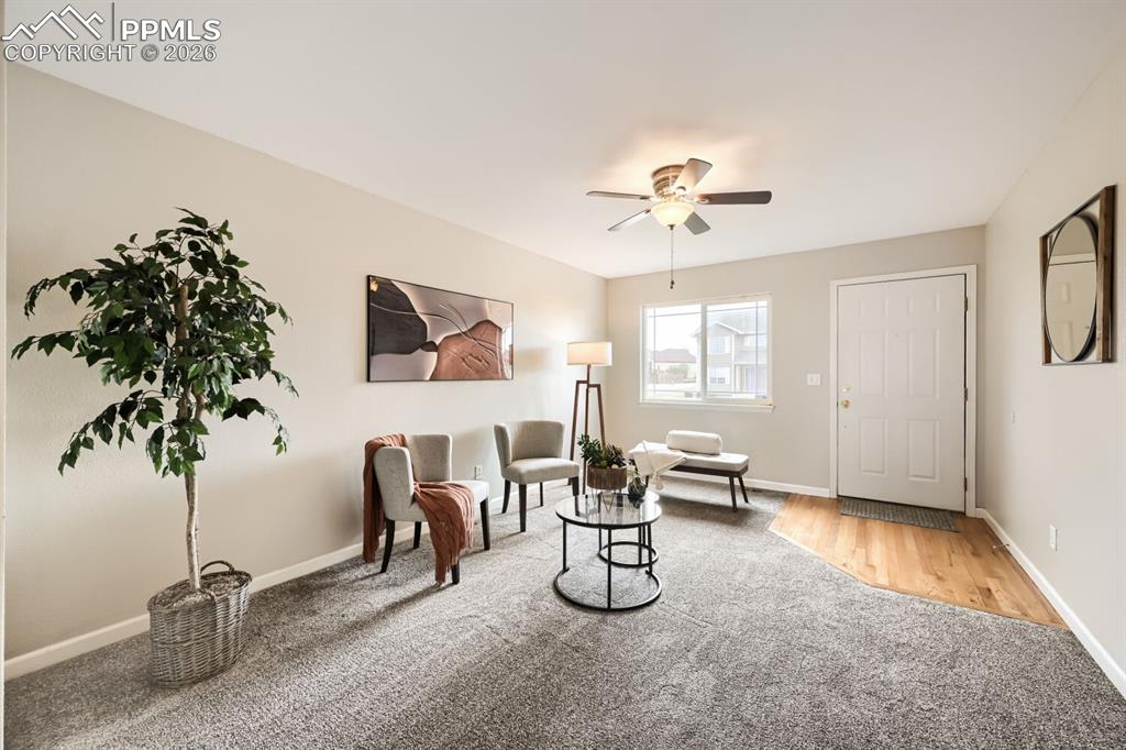 Image 5 of 26: Sitting Room