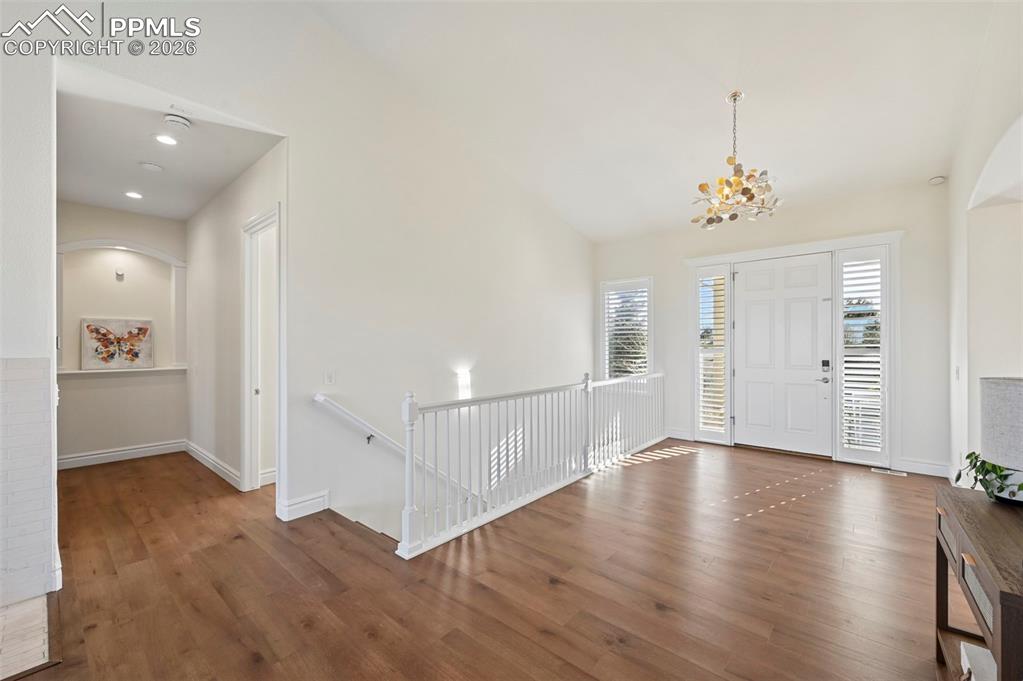 Image 3 of 50: Entry