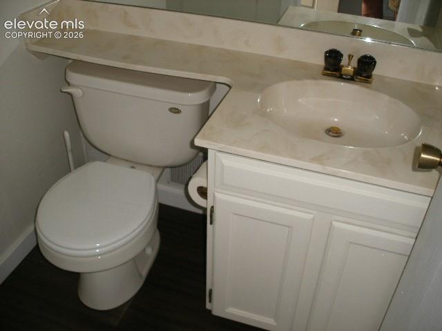 Image 25 of 46: Bathroom
