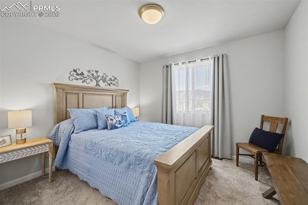 Image 22 of 29: Bathroom