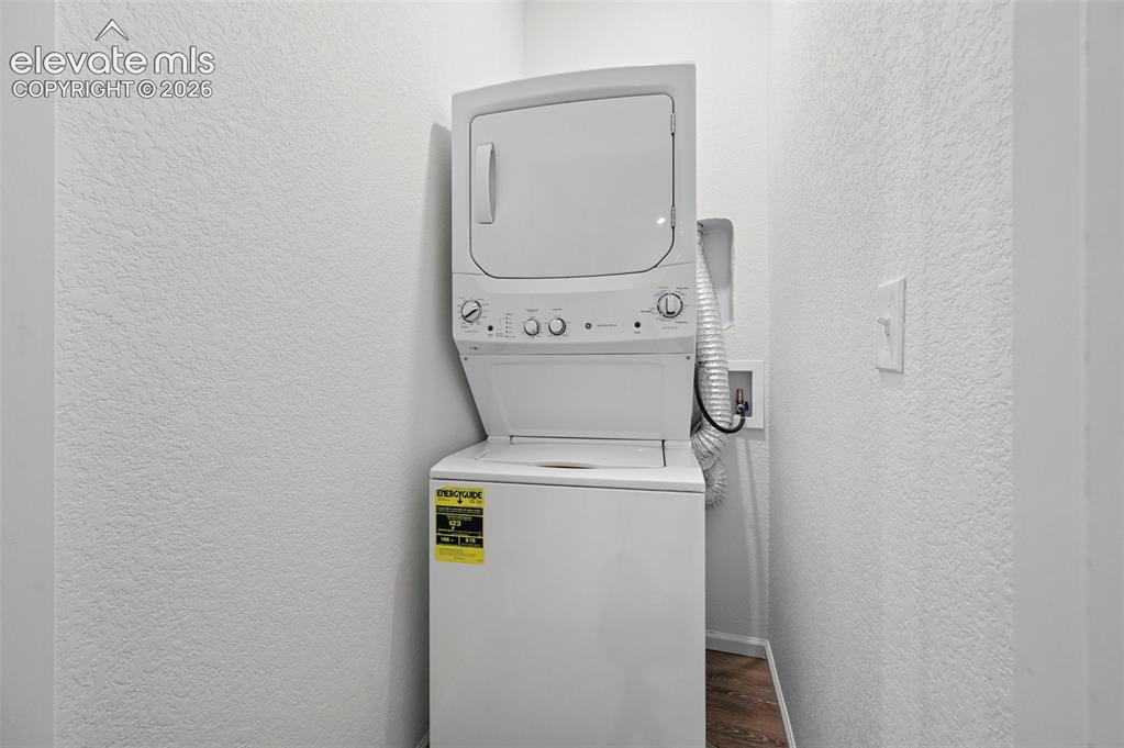 Image 27 of 29: Laundry