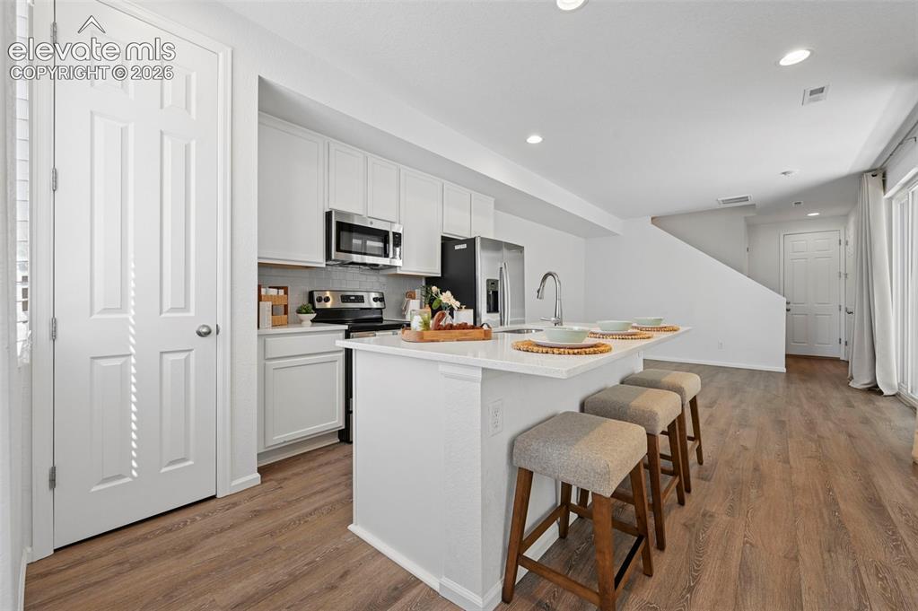 Image 5 of 29: Kitchen