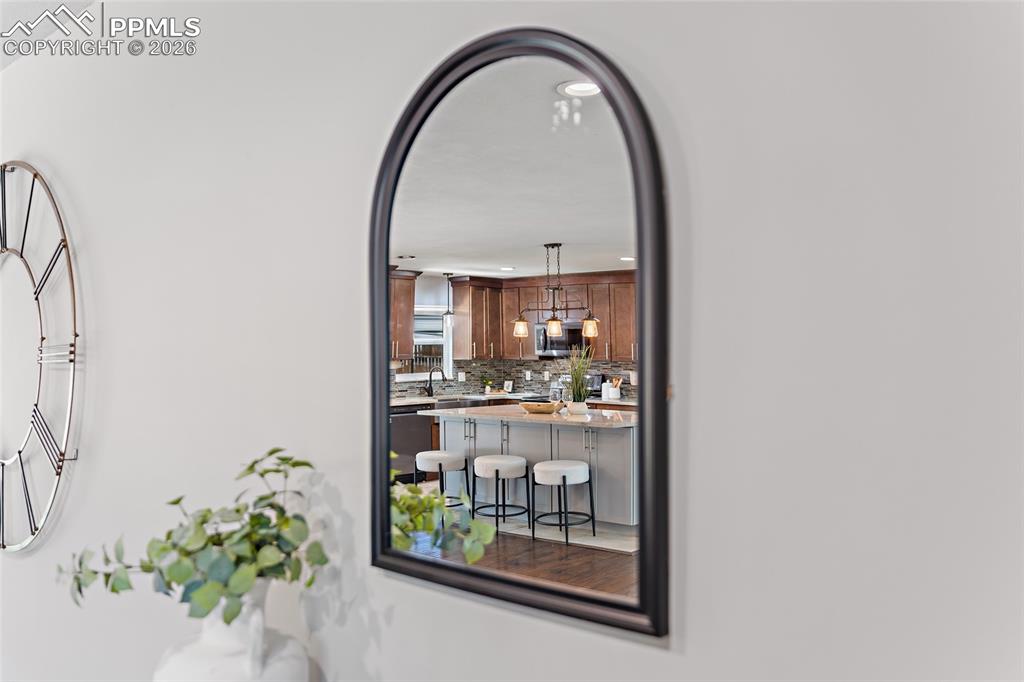 Image 15 of 38: Detailed view, backsplash, and stainless steel appliances