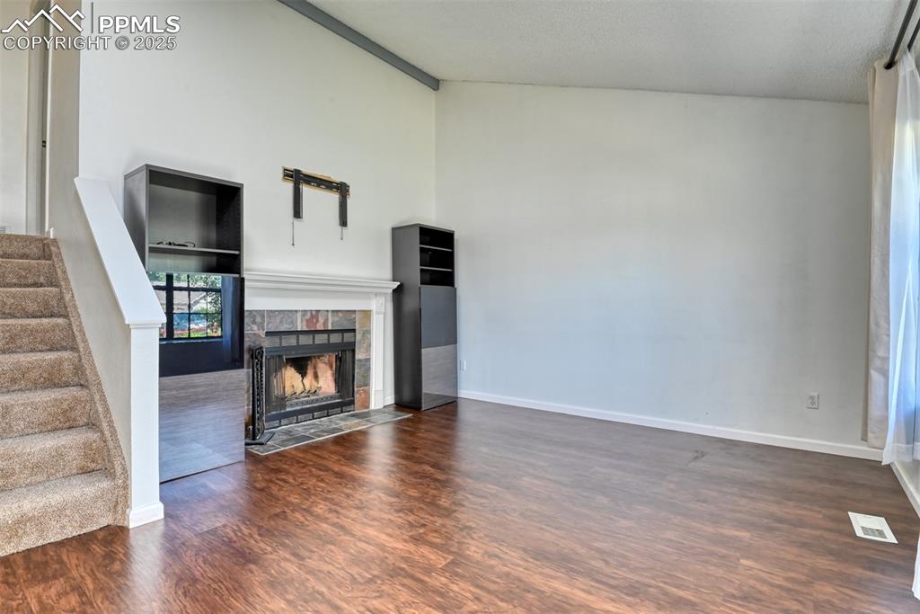 Image 6 of 38: Living Room
