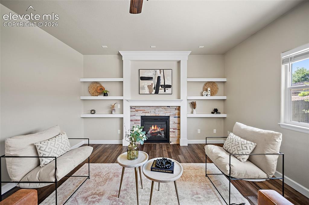 Image 10 of 46: Living Room