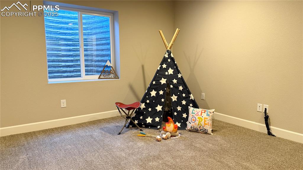 Image 27 of 41: Recreation Room