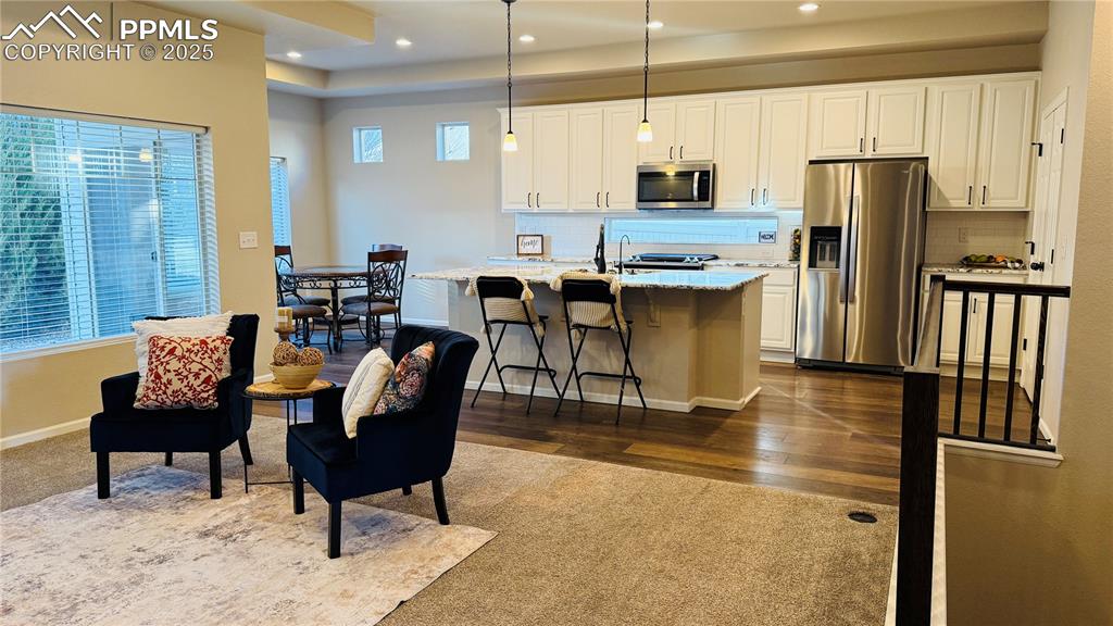 Image 9 of 41: Kitchen