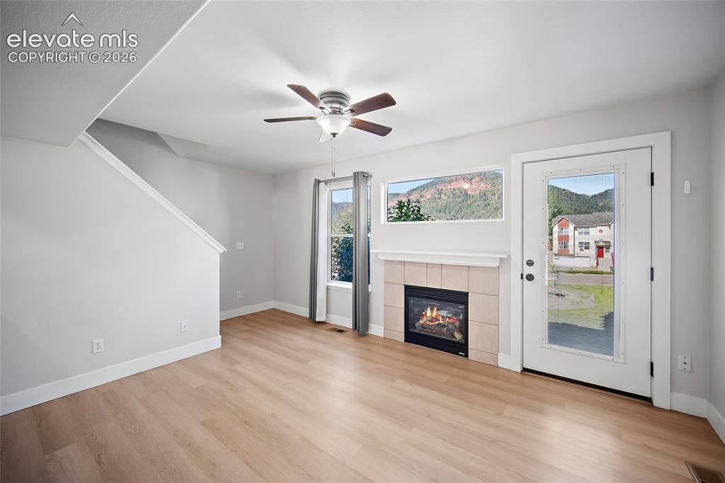 Image 10 of 28: Living Room