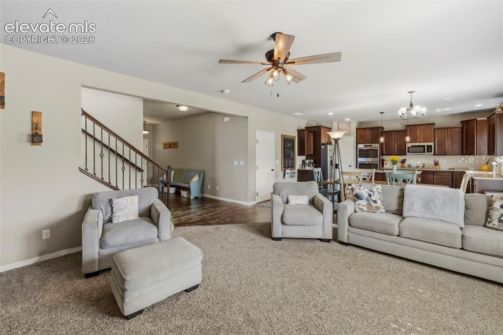 Image 8 of 50: Living Room