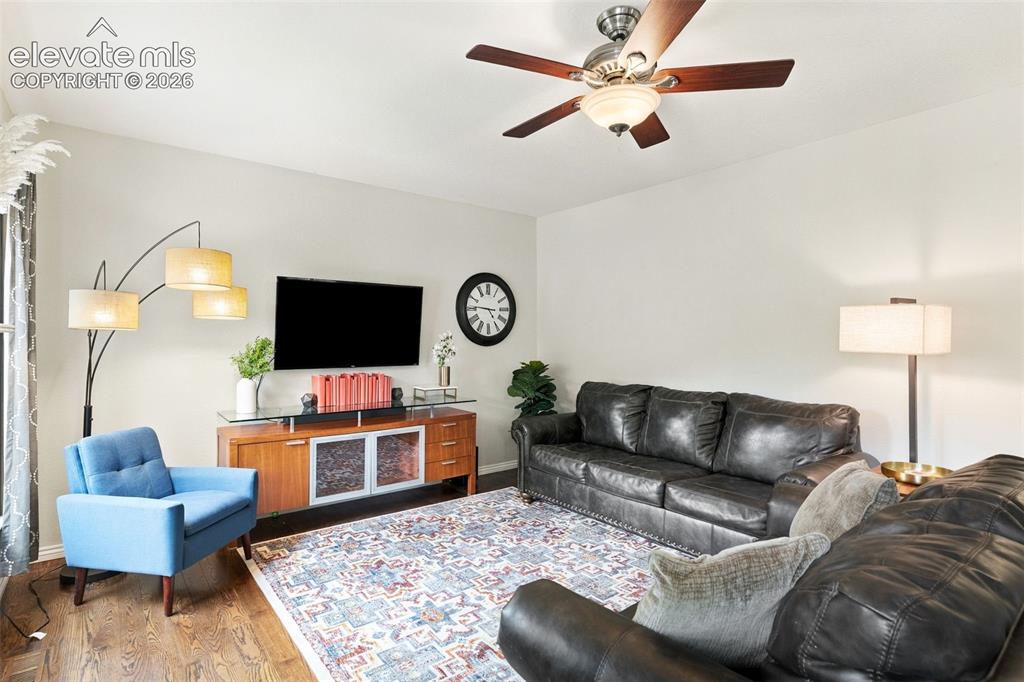 Image 15 of 47: Family Room