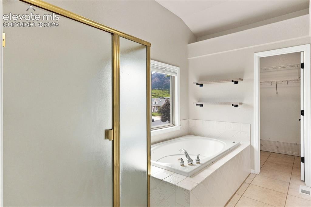 Image 23 of 47: Master Bathroom