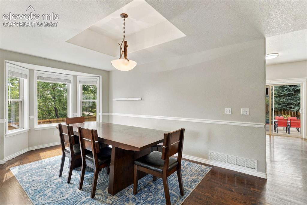Image 6 of 47: Dining Room