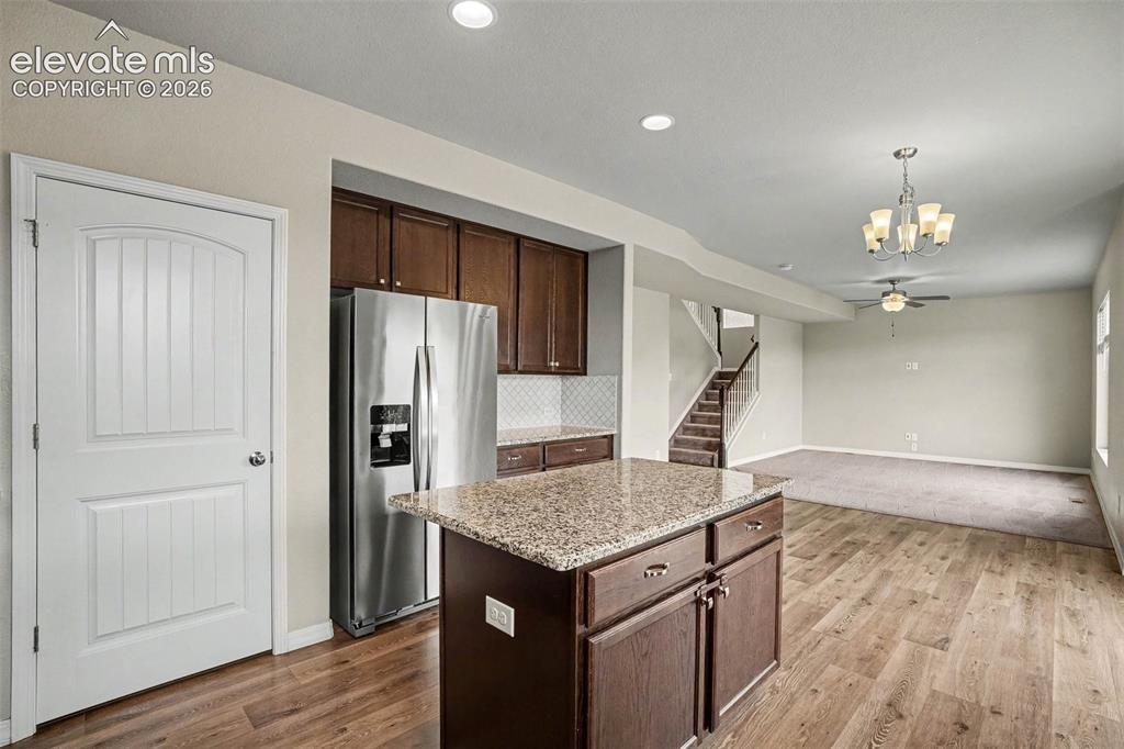 Image 5 of 19: Kitchen