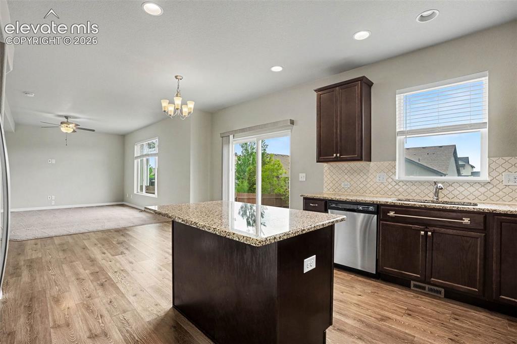 Image 6 of 19: Kitchen