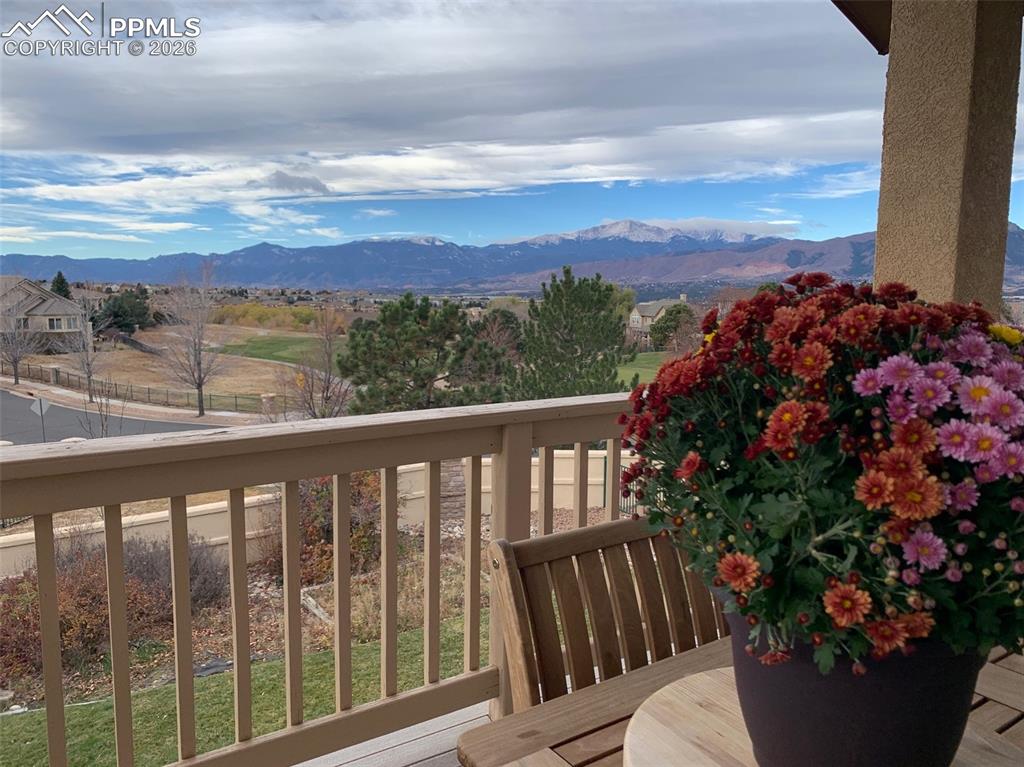 Image 11 of 47: Balcony