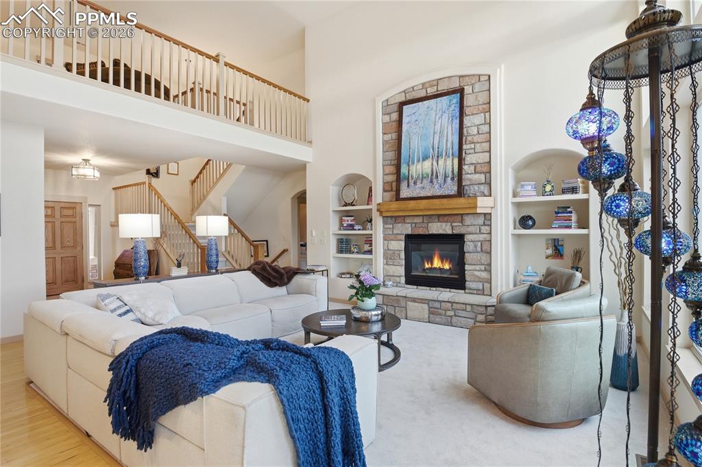 Image 4 of 47: Living Room