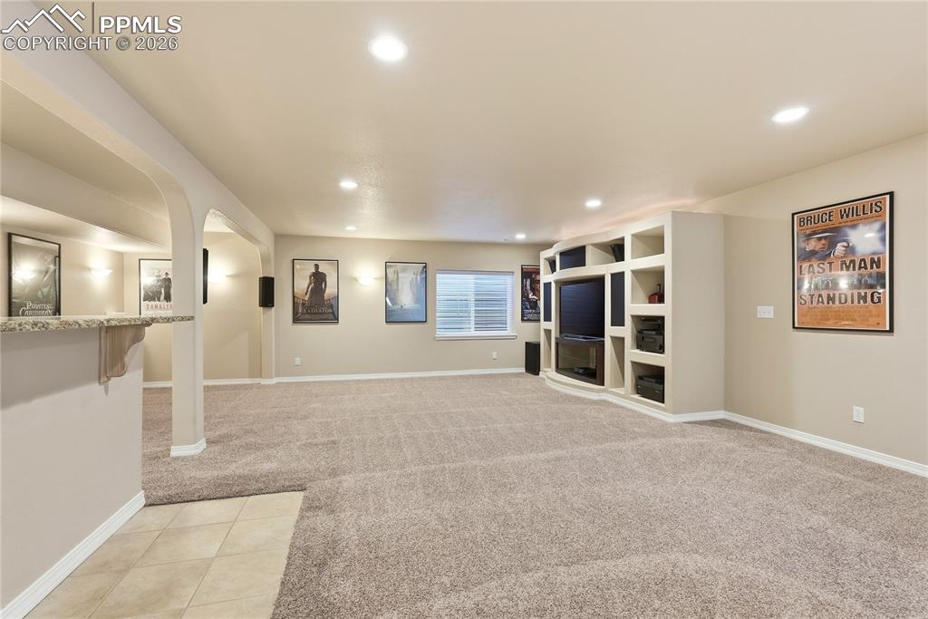 Image 30 of 50: Living Room