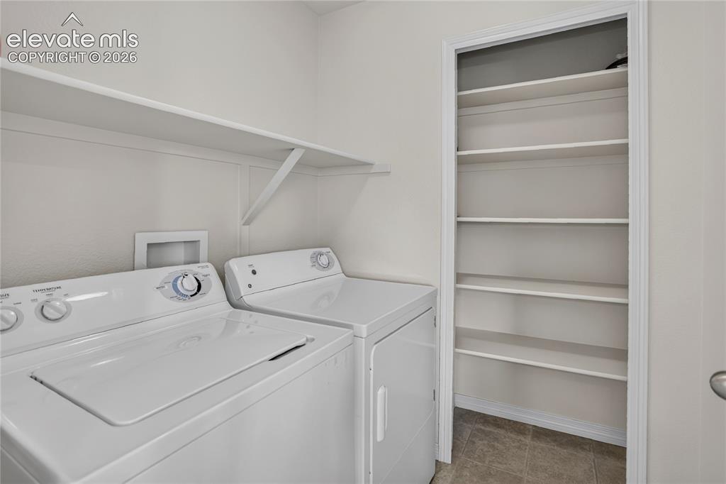 Image 20 of 23: Laundry room - upper level