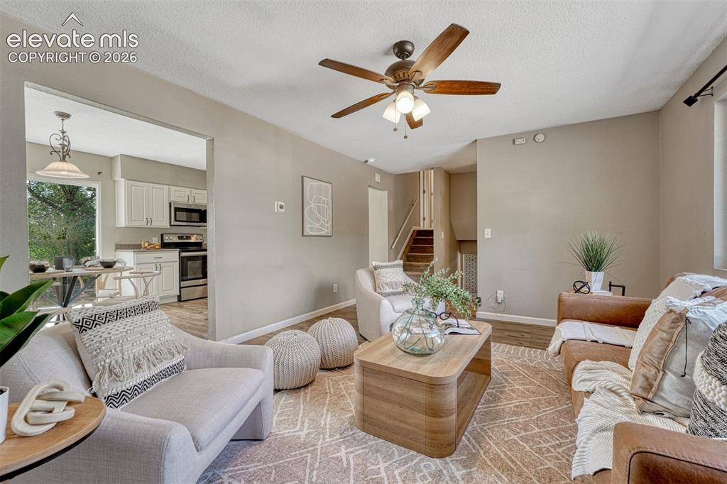 Image 11 of 49: Living Room