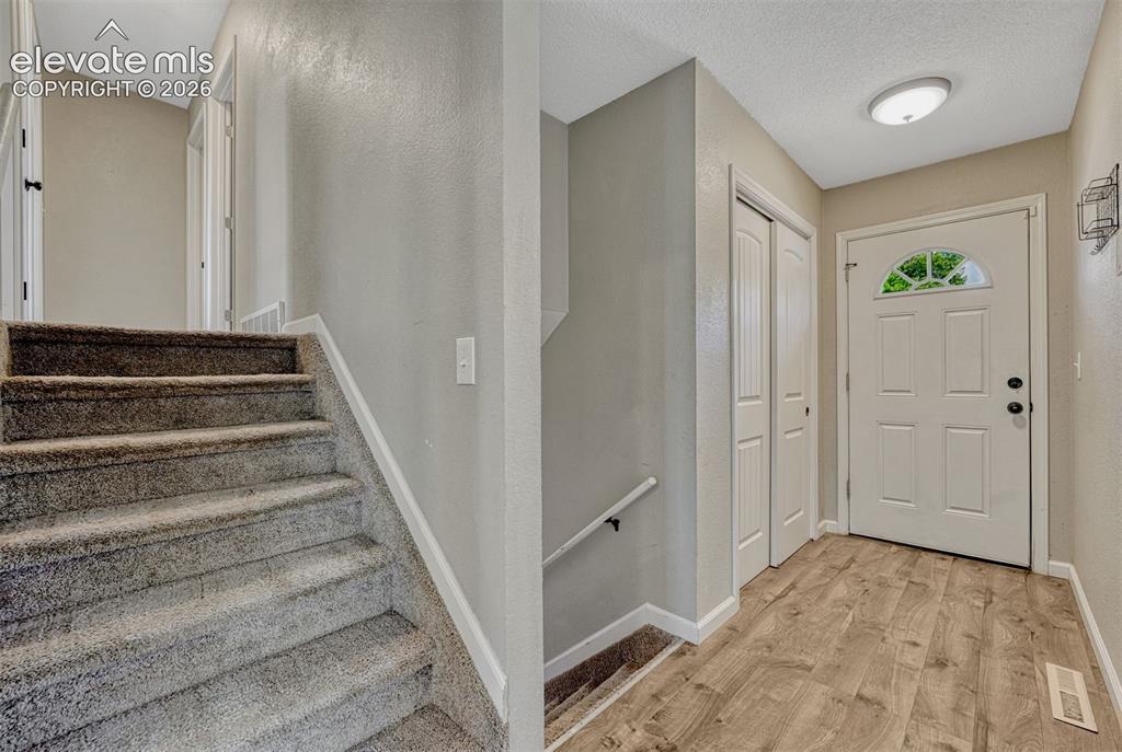 Image 9 of 49: Entry