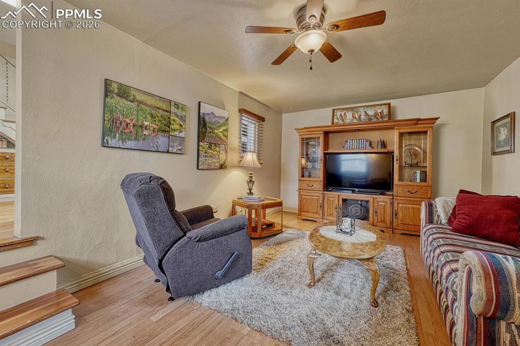 Image 32 of 50: Unit 3 - Cozy two-story