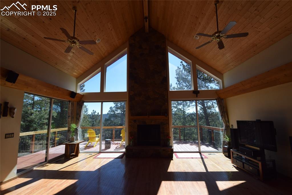 Image 8 of 44: View of unfurnished sunroom