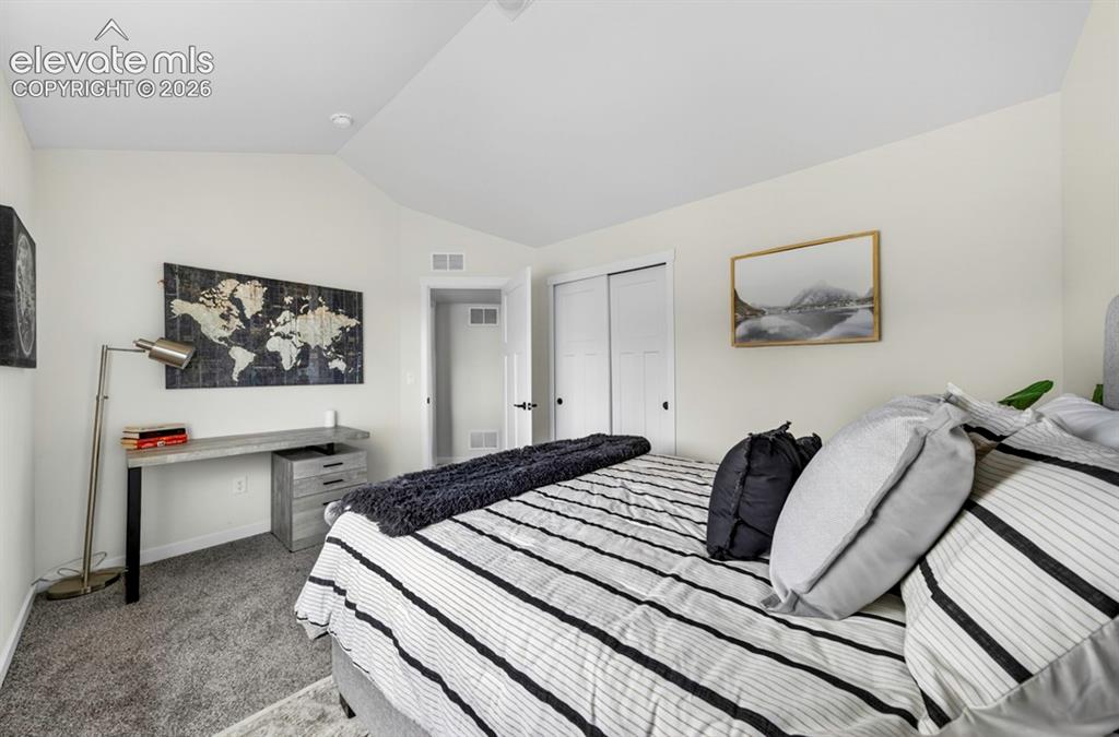 Image 34 of 48: Bedroom