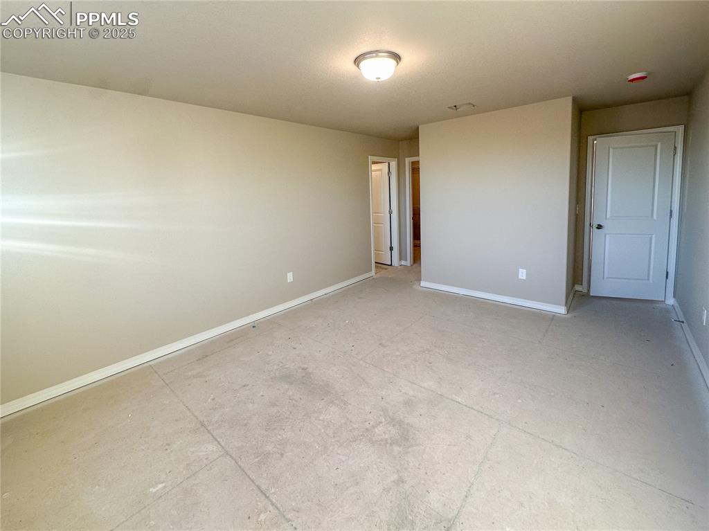 Image 15 of 19: Master Bedroom