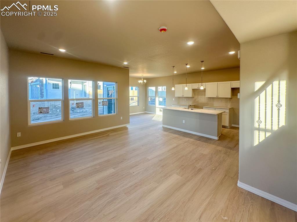 Image 3 of 19: Living Room