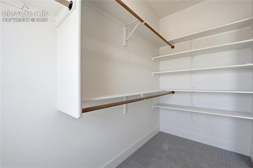 Image 13 of 26: Closet