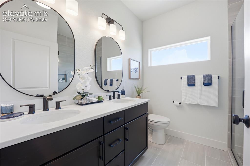 Image 9 of 26: Bathroom