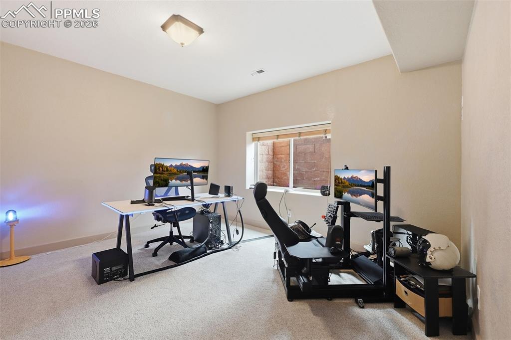 Image 20 of 28: Bedroom