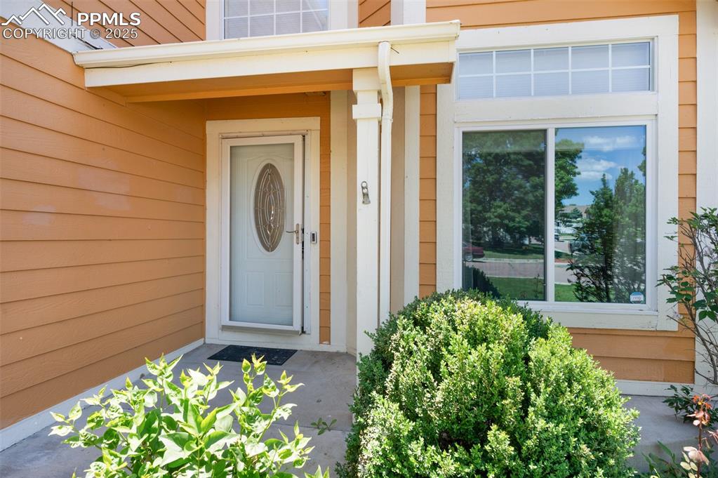 Image 6 of 50: Doorway to property