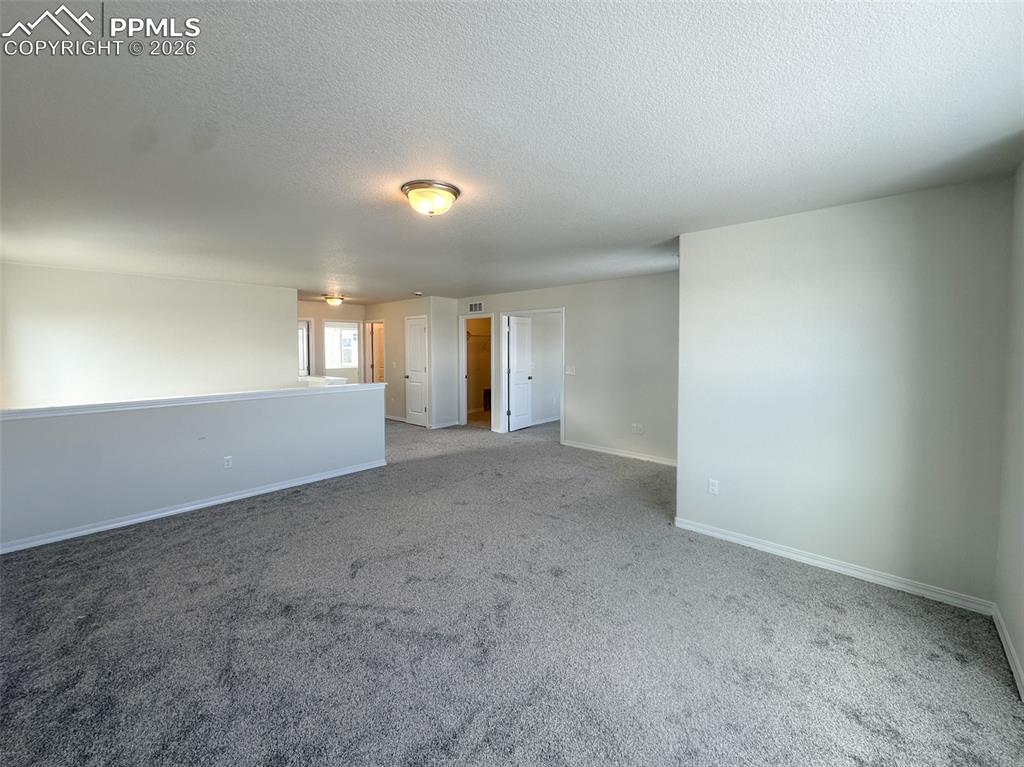 Image 13 of 29: Loft