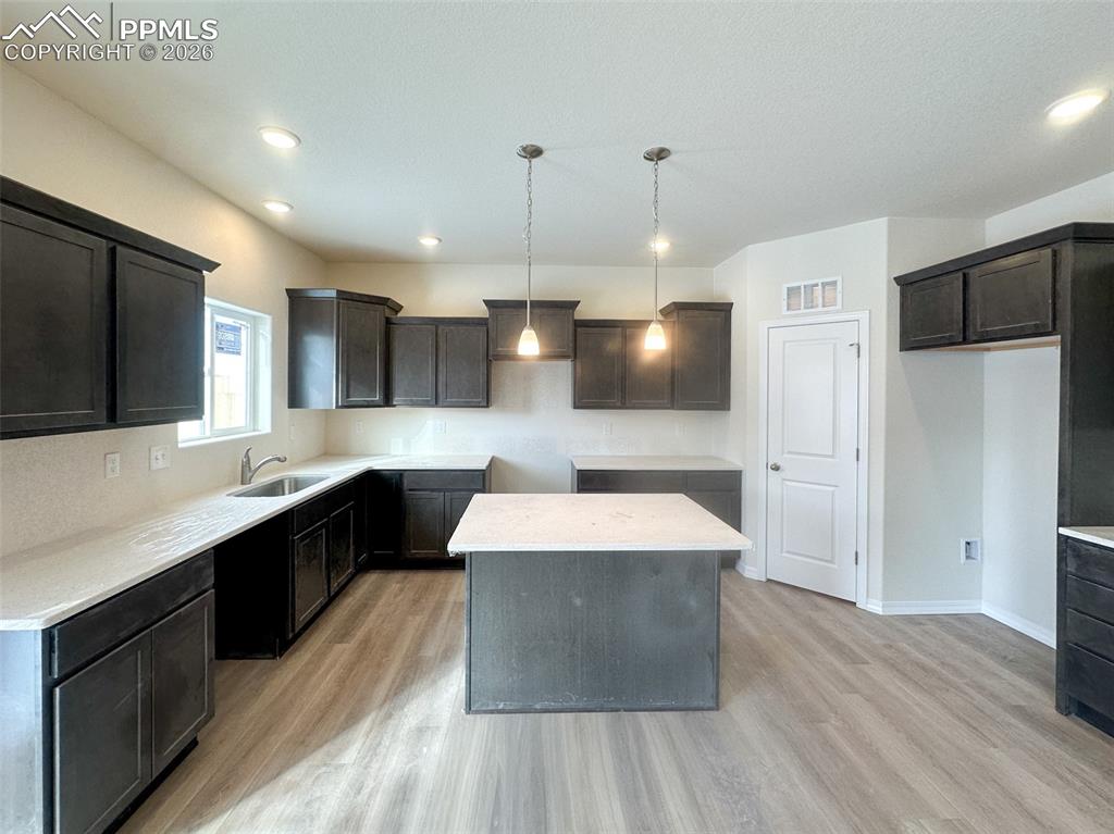 Image 5 of 29: Kitchen