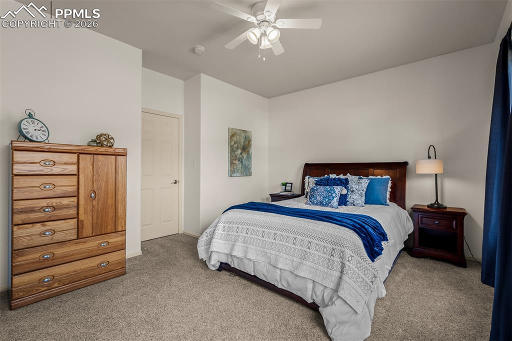 Image 26 of 48: Bedroom