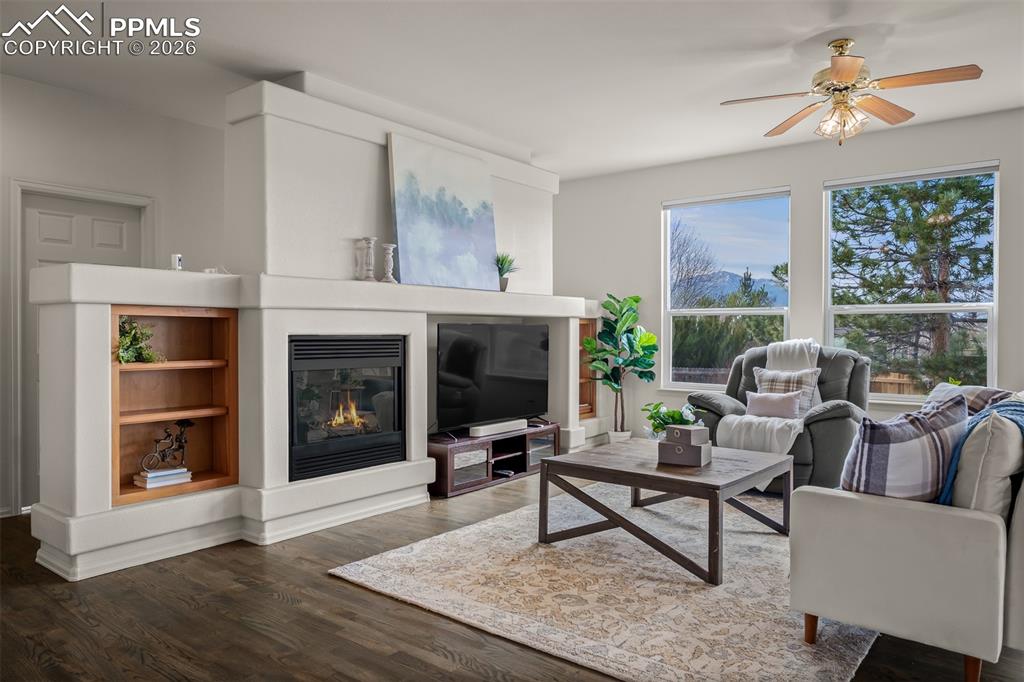 Image 6 of 48: Living Room