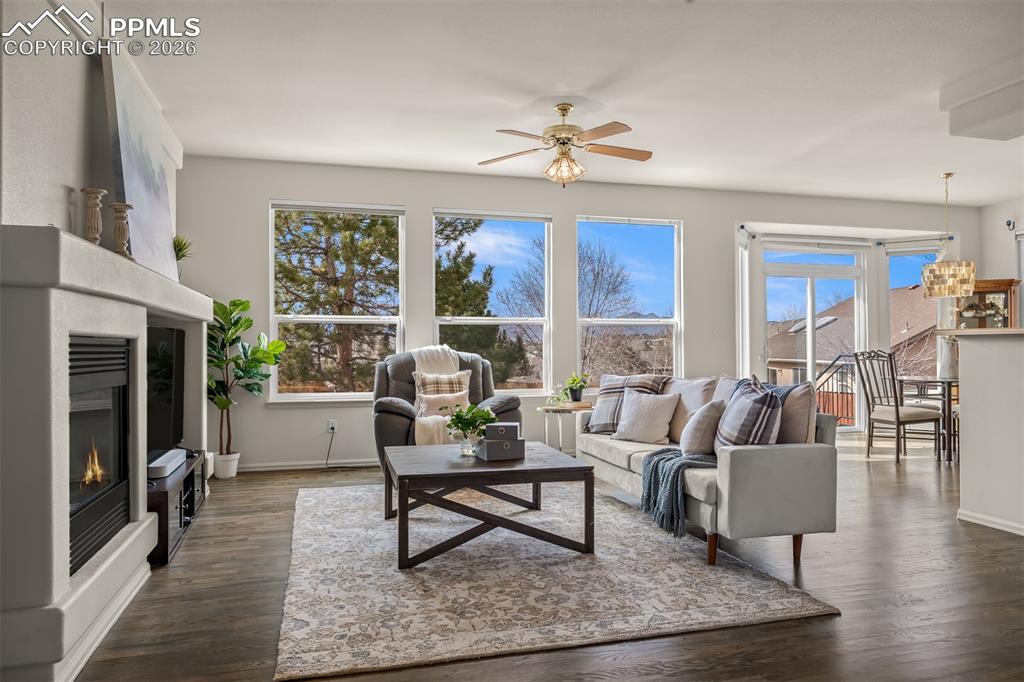 Image 7 of 48: Living Room