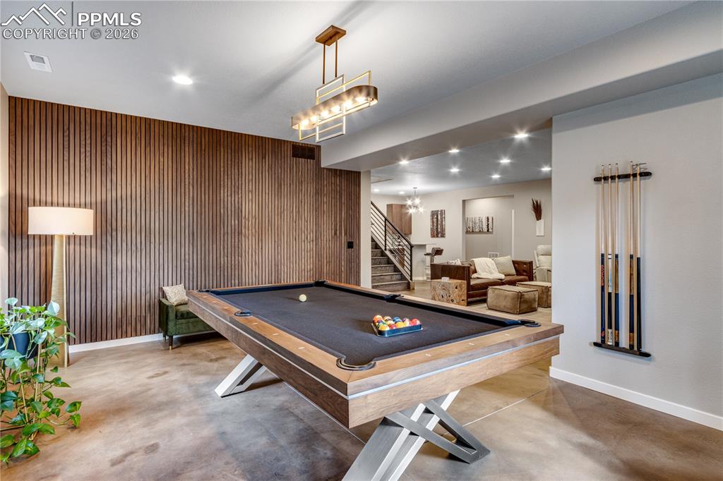 Image 32 of 50: Game Room