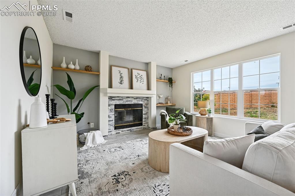 Image 15 of 34: Living Room