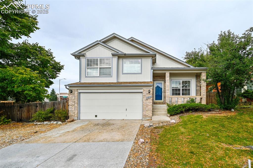 Image 4 of 34: Front of Structure