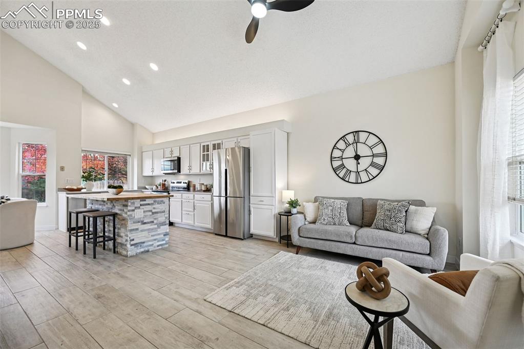 Image 5 of 34: Living Room