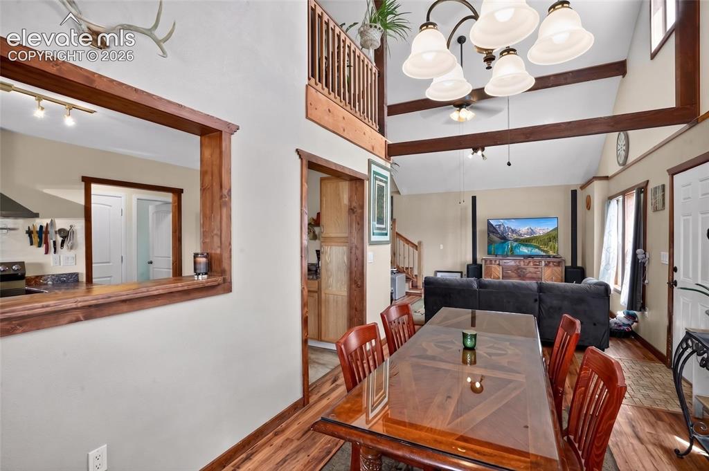 Image 10 of 48: Dining Area
