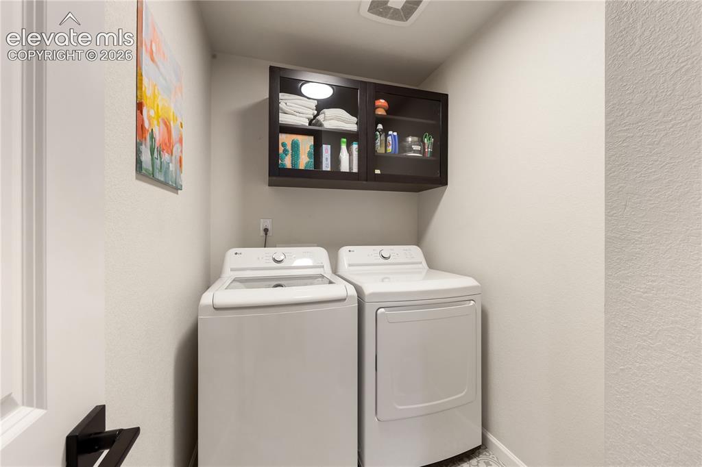 Image 20 of 23: Laundry