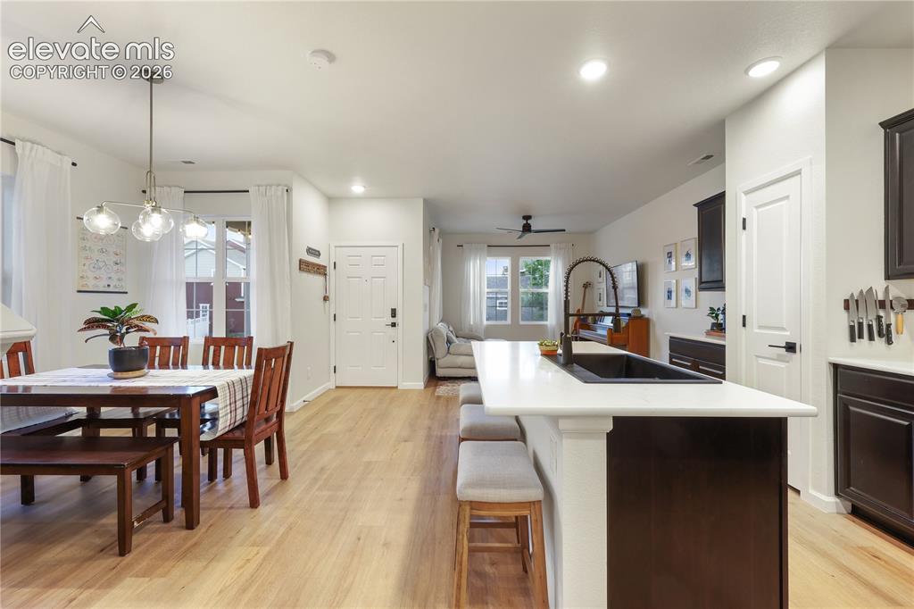 Image 8 of 23: Kitchen