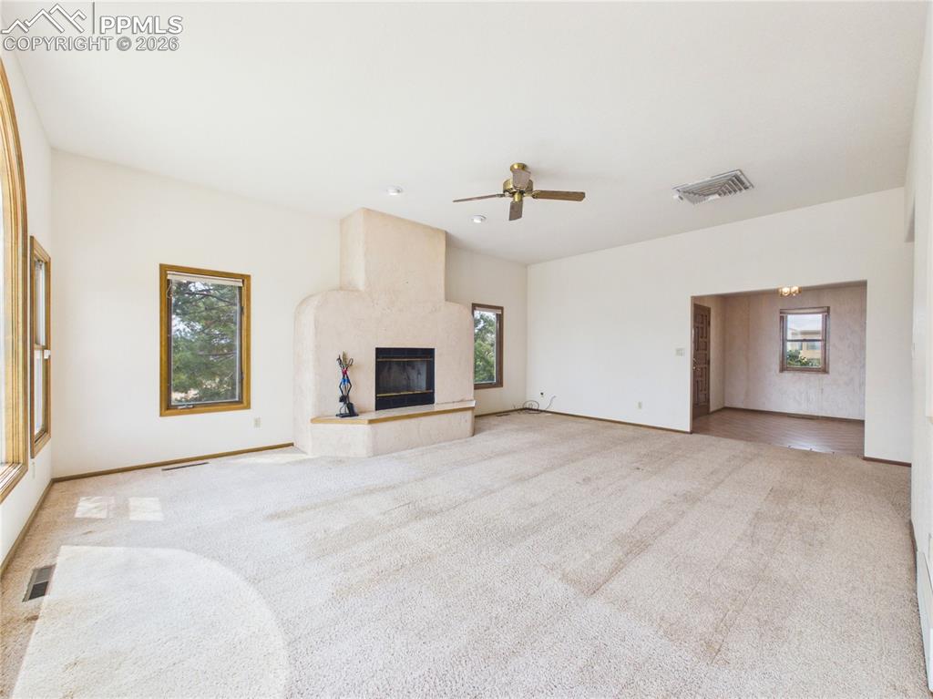 Image 11 of 44: Living Room